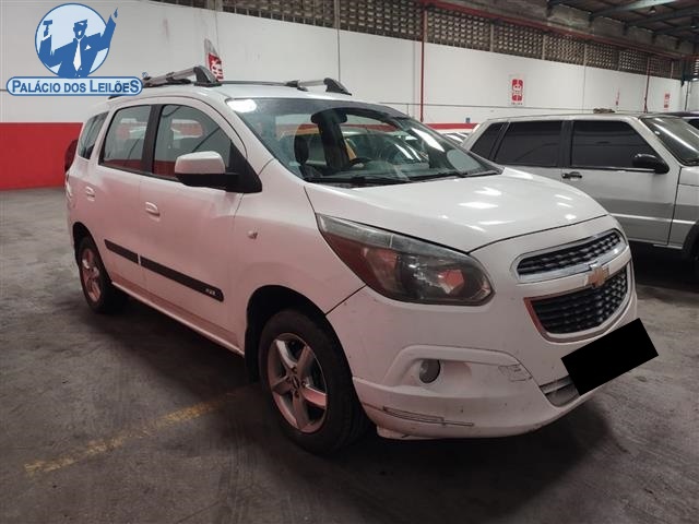 CHEVROLET SPIN 1.8L MT LT 2013