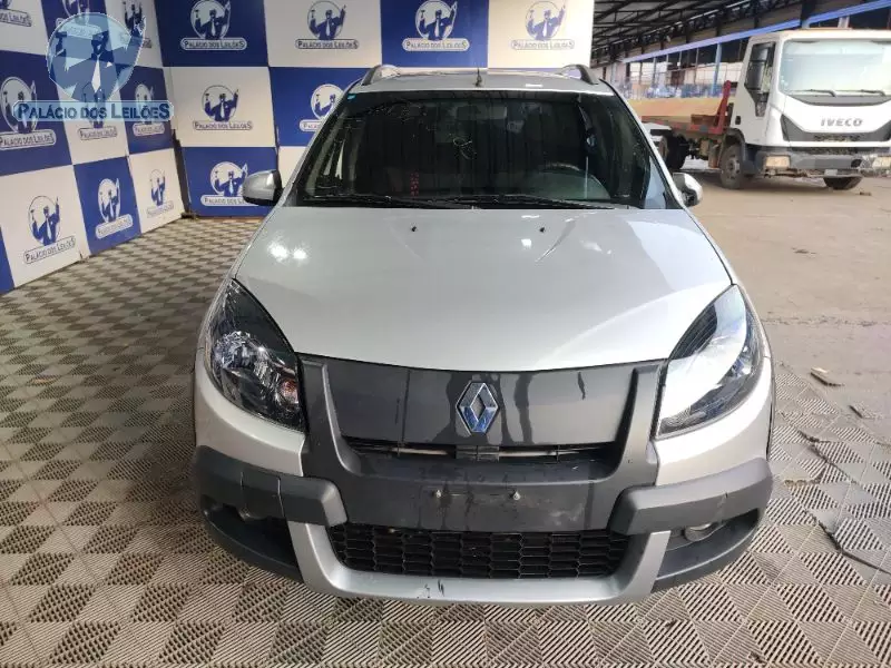 RENAULT/SANDERO STW 16HP 2014
